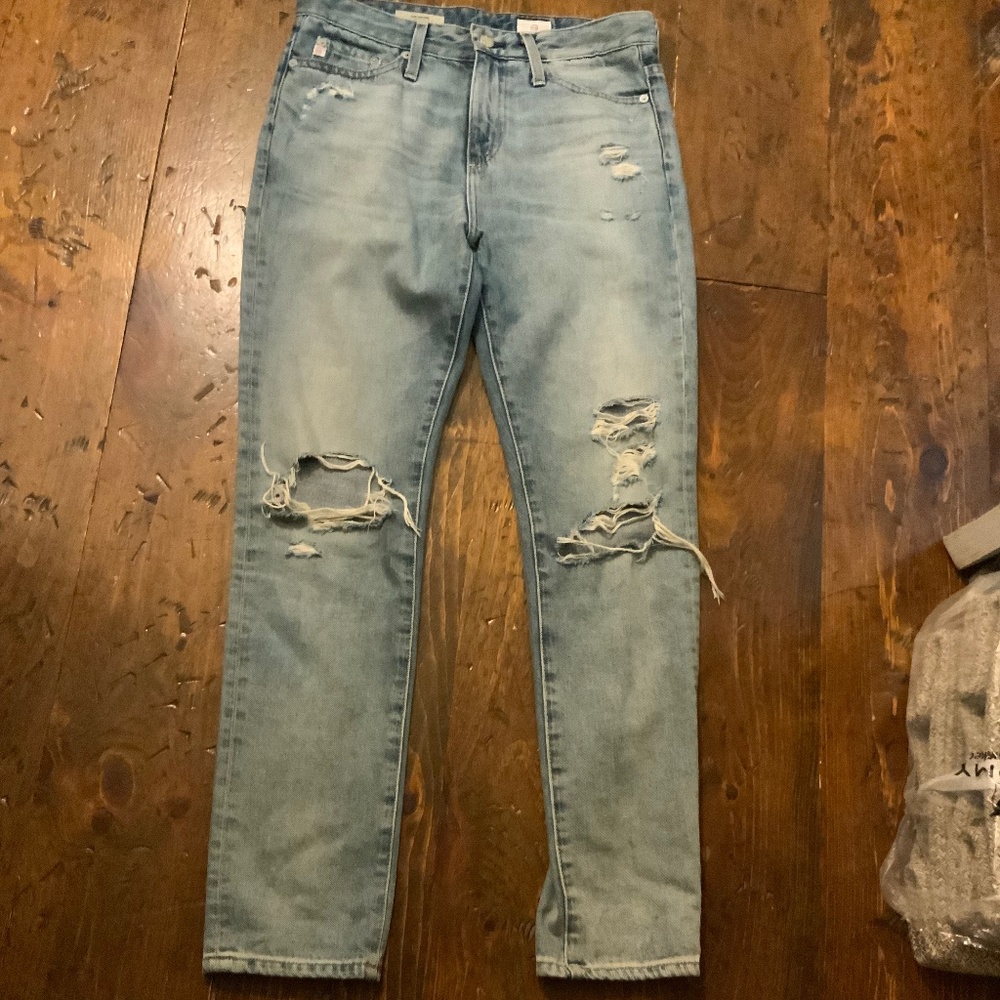 AG Adriano Goldschmied The Devon True Boy Fit Distressed Jeans  25R